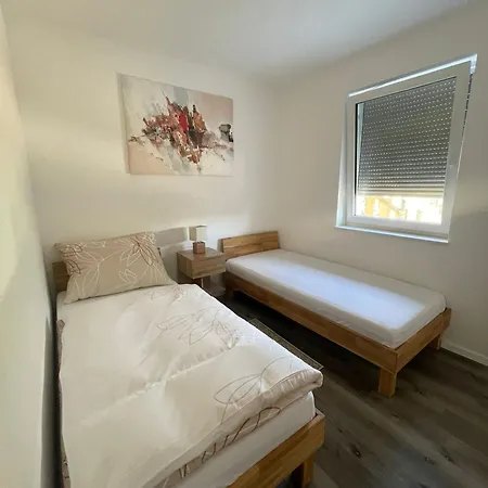 Sorinas Home - Comfortable Apartment Near Graz - Free Parking Wagersbach