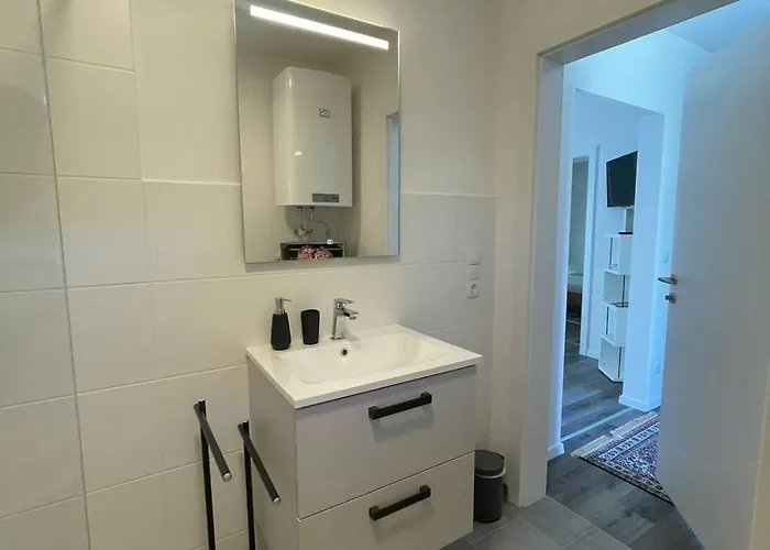 Sorinas - Comfortable Near Graz - Free Parking Apartment Wagersbach